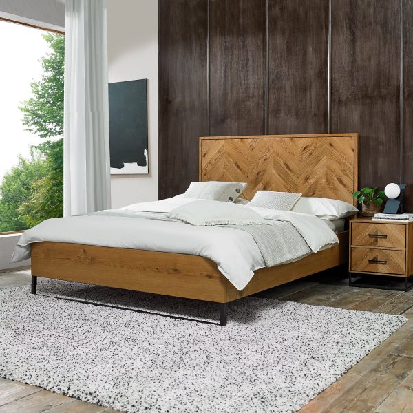 Bentley Designs Riva Rustic Oak Panel Bedstead Double 135cm