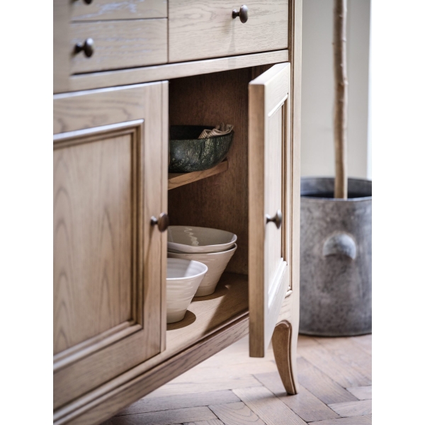 Willis and Gambier Toulon 3 Door 3 Drawer Sideboard - Image 3