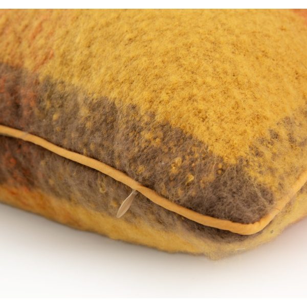Malini Stanton Cushion - Image 4