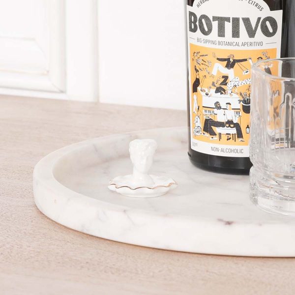 Lewis Interiors Round Natural Veined Marble Tray 30cm - Image 3