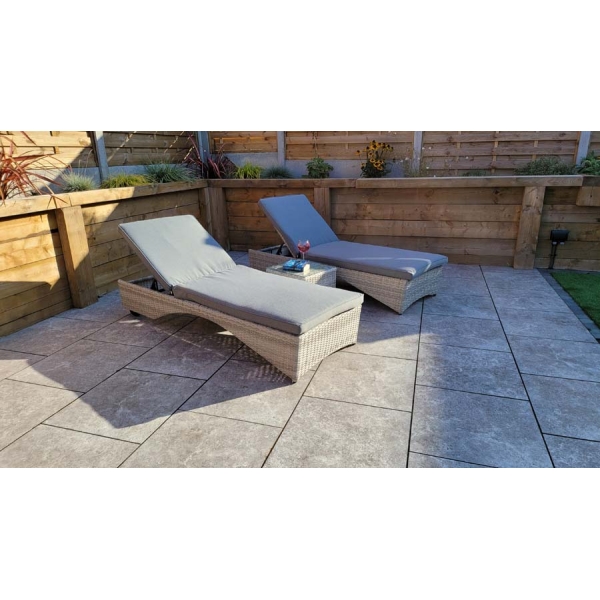 Signature Weave Meghan a Pair of Sunbed's With a Drinks Table Cream Grey - Image 15