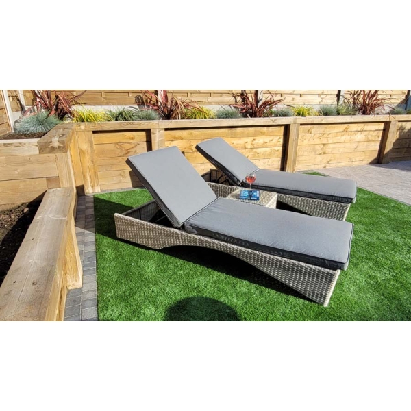 Signature Weave Meghan a Pair of Sunbed's With a Drinks Table Cream Grey - Image 23