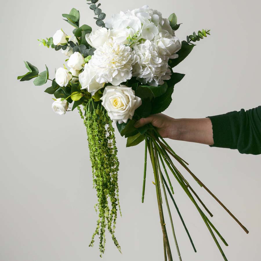 Hill Interiors Traditional White Rose x 3 Stems